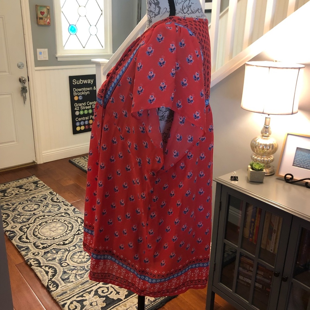 Gorgeous Blouse With Pretty Pattern - image 2